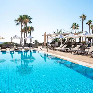 https://leonardo-crystal-cove-hotel-spa-by-the-sea.protaras-cy-hotels.com