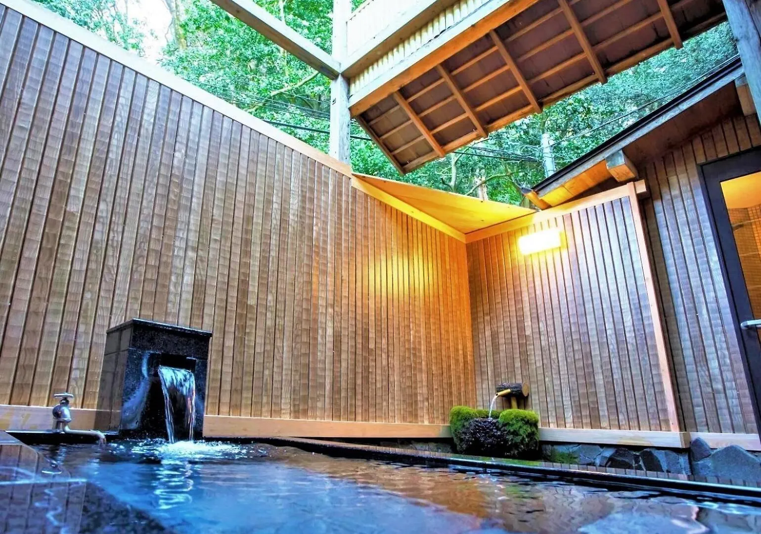 Hakone Kowakien Mikawaya Ryokan